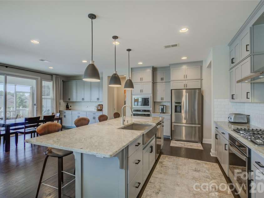 14219 Twin Eagles Lane, Charlotte, NC 28278.  MLS# CAR4418745, YatesRealty ID 48122. 