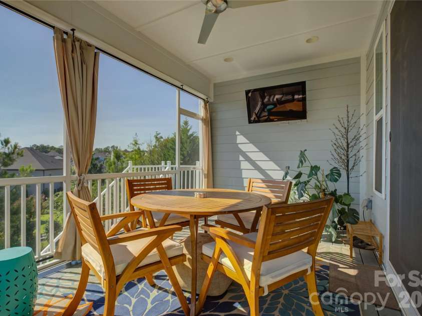 14219 Twin Eagles Lane, Charlotte, NC 28278.  MLS# CAR4418745, YatesRealty ID 48122. 