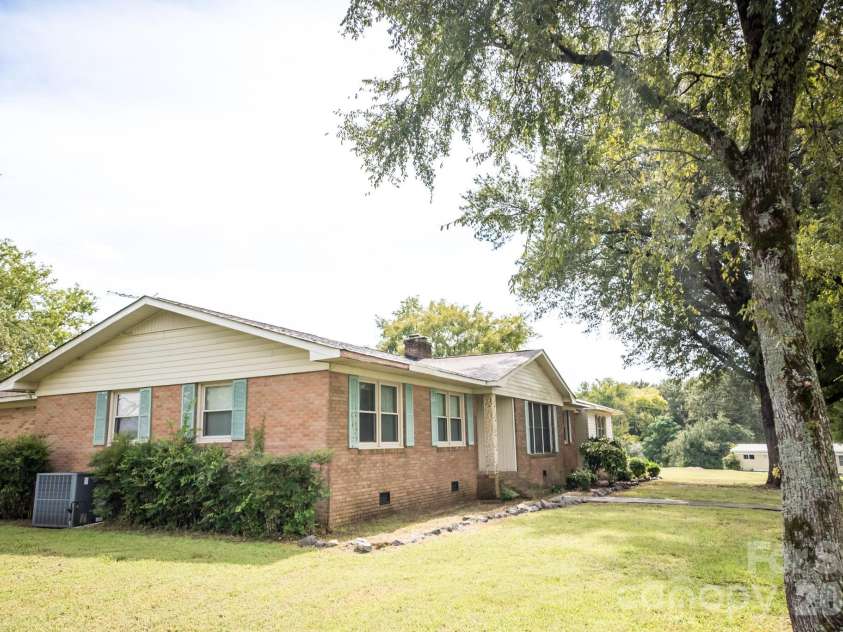 5522 Gilboa Road, Marshville, NC 28103.  MLS# CAR4419896, YatesRealty ID 48123. 
