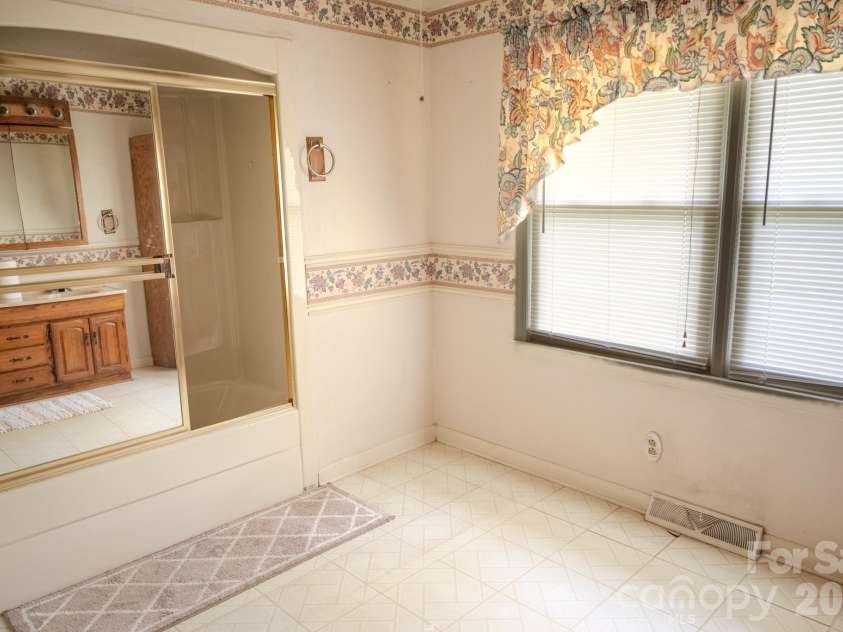 5522 Gilboa Road, Marshville, NC 28103.  MLS# CAR4419896, YatesRealty ID 48123. 
