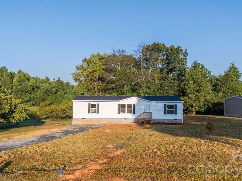 2201 Kingston Road, Kingstown, NC 28150.  MLS# CAR4420315, YatesRealty ID 48124. 