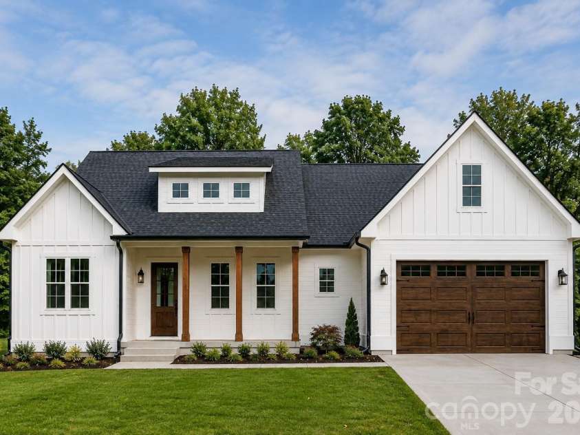 436 Dublin Lane, Columbus, NC 28722.  MLS# CAR4420014, YatesRealty ID 48127. 