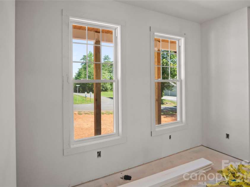 436 Dublin Lane, Columbus, NC 28722.  MLS# CAR4420014, YatesRealty ID 48127. 