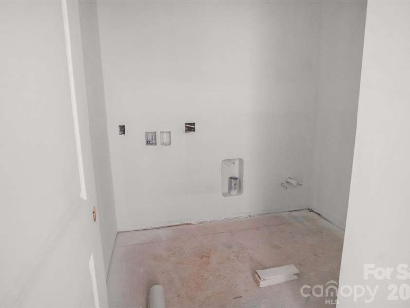 436 Dublin Lane, Columbus, NC 28722.  MLS# CAR4420014, YatesRealty ID 48127. 