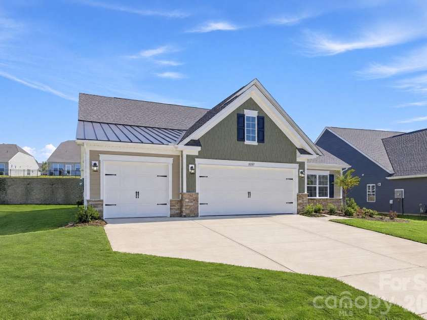 5337 Redbud Road, Lancaster, SC 29720.  MLS# CAR4420323, YatesRealty ID 48129. 