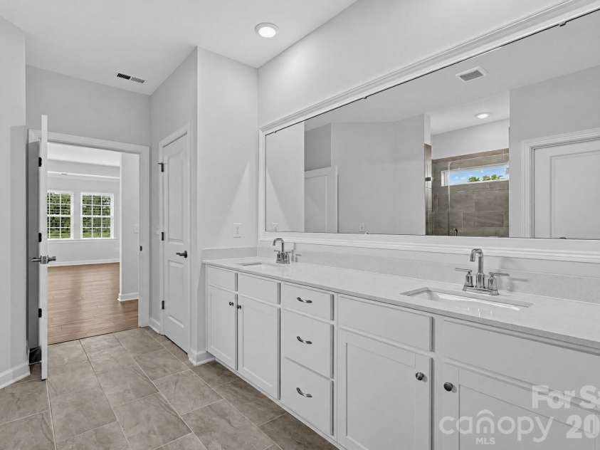 5337 Redbud Road, Lancaster, SC 29720.  MLS# CAR4420323, YatesRealty ID 48129. 