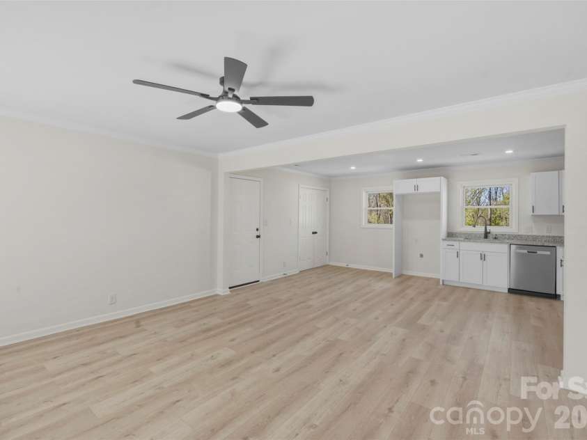 2516 Judith Avenue, Gastonia, NC 28054.  MLS# CAR4358438, YatesRealty ID 4813. 