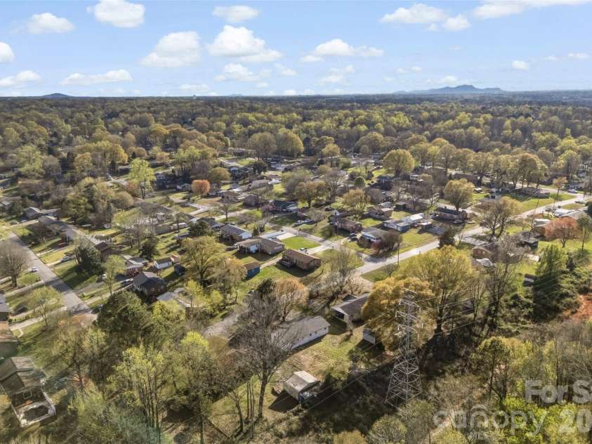 2516 Judith Avenue, Gastonia, NC 28054.  MLS# CAR4358438, YatesRealty ID 4813. 