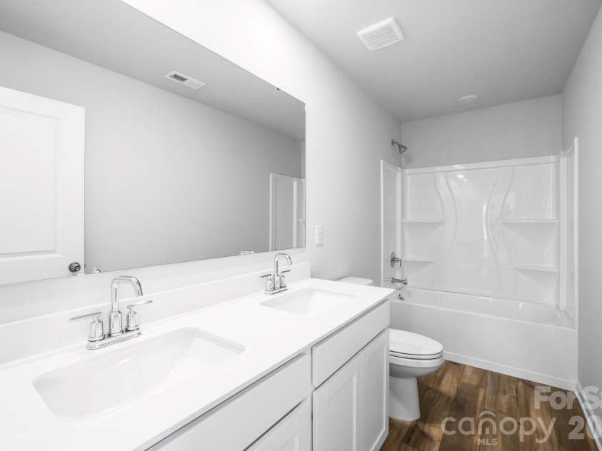 706 Espresso Drive, Shelby, NC 28152.  MLS# CAR4343621, YatesRealty ID 48132. 