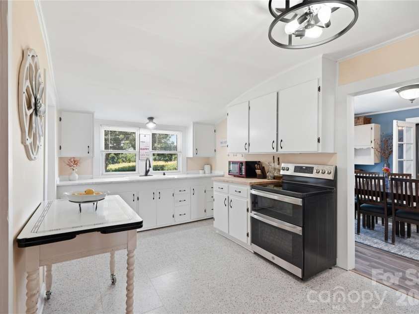 32372 Hugh Road, Albemarle, NC 28001.  MLS# CAR4418477, YatesRealty ID 48134. 