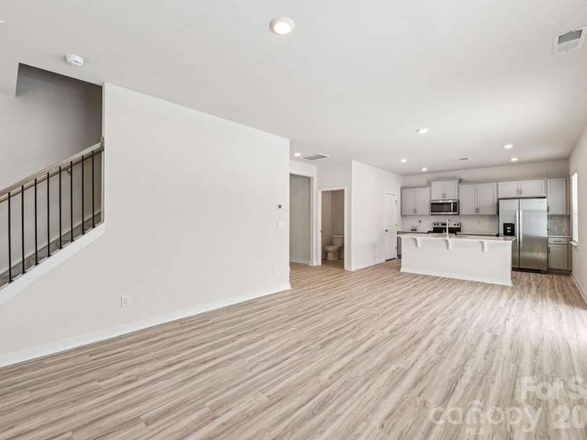 472 Dazzle Loop, Newton, NC 28658.  MLS# CAR4420341, YatesRealty ID 48135. 