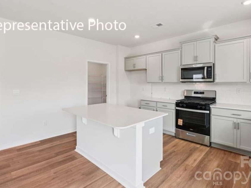 158 Apple Orchard Court, Statesville, NC 28677.  MLS# CAR4346653, YatesRealty ID 4814. 