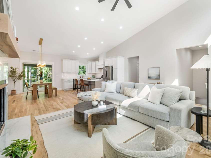 447 Blooming Laurel Drive, Hendersonville, NC 28792.  MLS# CAR4416283, YatesRealty ID 48140. Perfect Space for Entertaining
