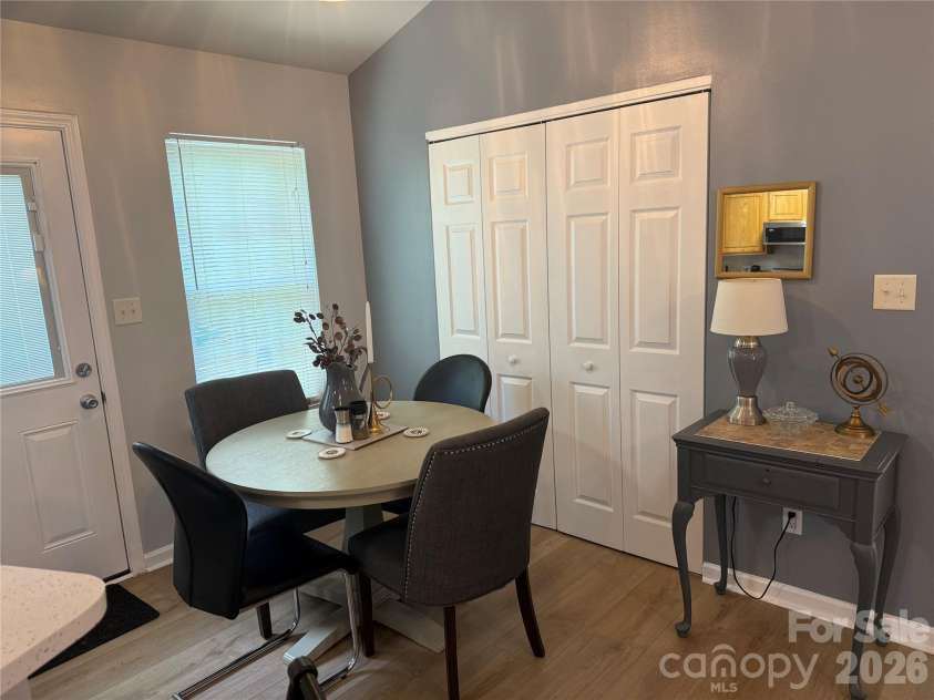 551 Porter Street, Charlotte, NC 28208.  MLS# CAR4420358, YatesRealty ID 48141. 
