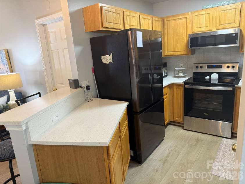 551 Porter Street, Charlotte, NC 28208.  MLS# CAR4420358, YatesRealty ID 48141. 