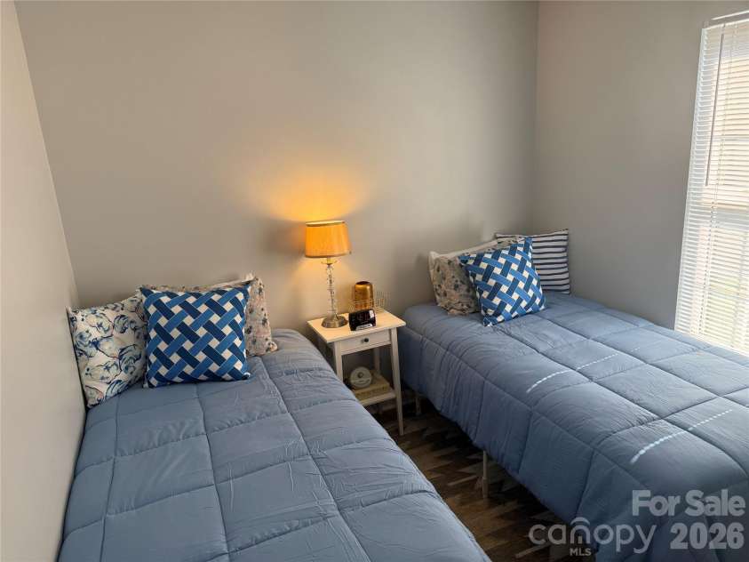 551 Porter Street, Charlotte, NC 28208.  MLS# CAR4420358, YatesRealty ID 48141. 