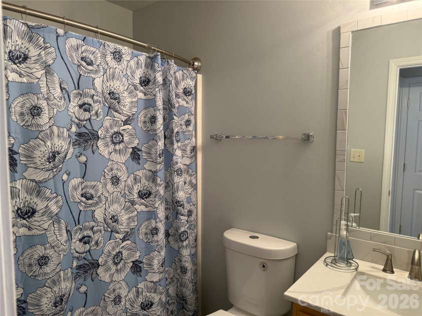 551 Porter Street, Charlotte, NC 28208.  MLS# CAR4420358, YatesRealty ID 48141. 