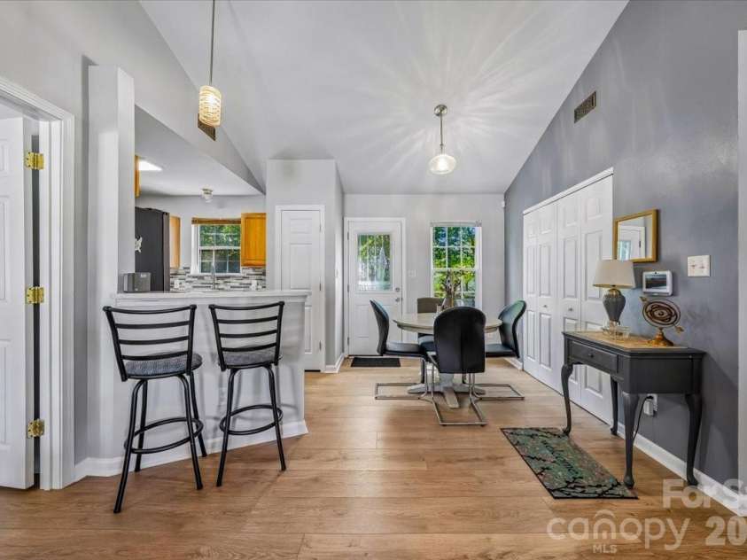 551 Porter Street, Charlotte, NC 28208.  MLS# CAR4420358, YatesRealty ID 48141. 