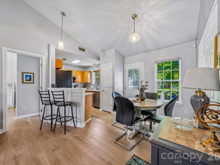 551 Porter Street, Charlotte, NC 28208.  MLS# CAR4420358, YatesRealty ID 48141. 
