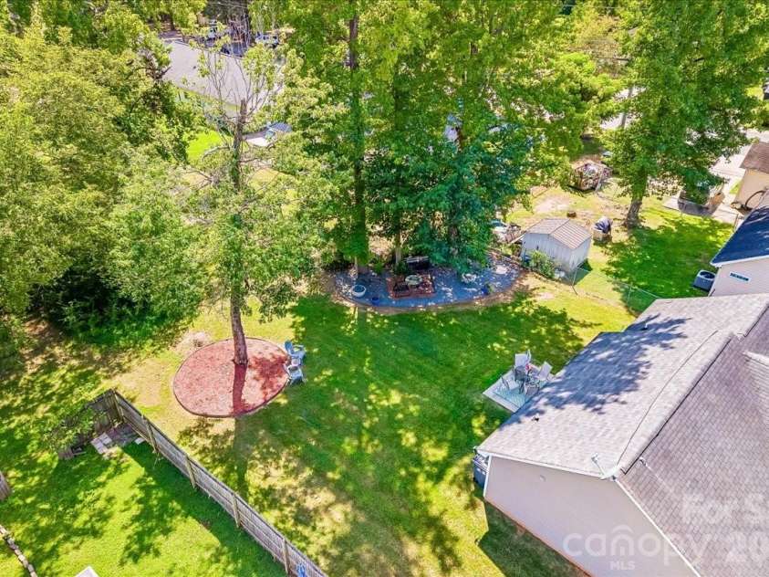 551 Porter Street, Charlotte, NC 28208.  MLS# CAR4420358, YatesRealty ID 48141. 