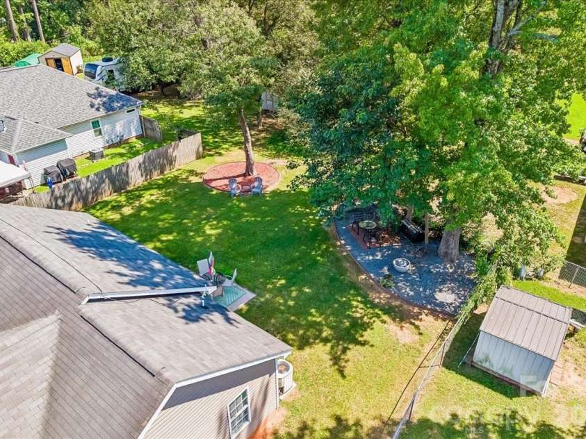 551 Porter Street, Charlotte, NC 28208.  MLS# CAR4420358, YatesRealty ID 48141. 