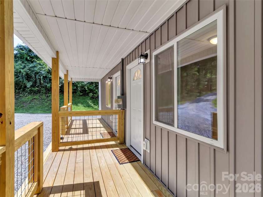 80 Mcelroy Street, Waynesville, NC 28786.  MLS# CAR4420052, YatesRealty ID 48142. 