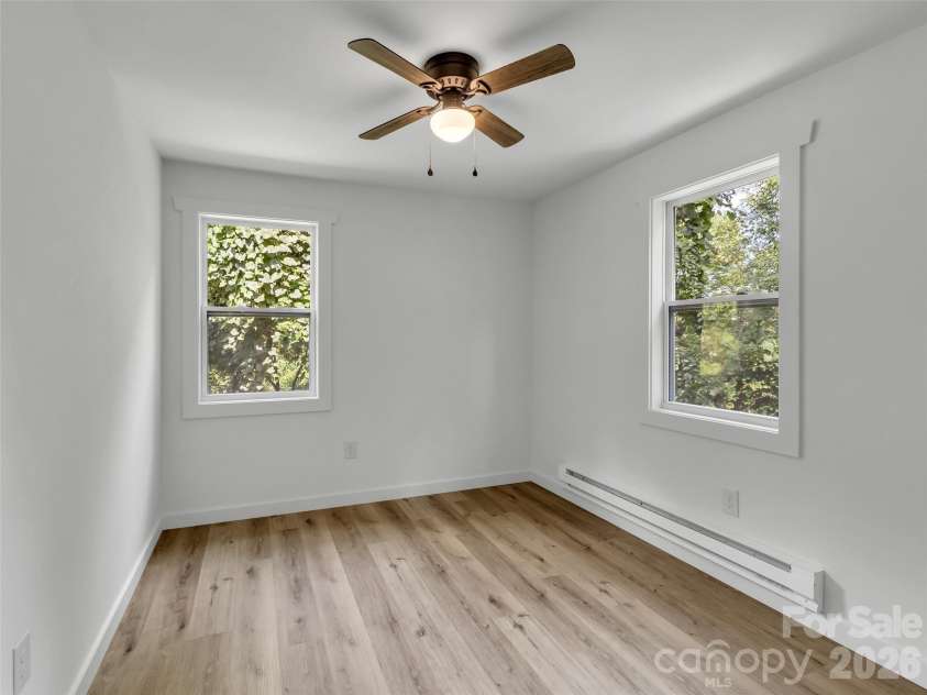80 Mcelroy Street, Waynesville, NC 28786.  MLS# CAR4420052, YatesRealty ID 48142. 