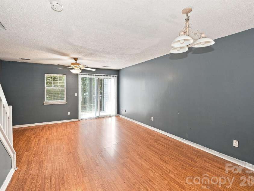 10728 Holly Ridge Boulevard, Charlotte, NC 28216.  MLS# CAR4418426, YatesRealty ID 48143. 