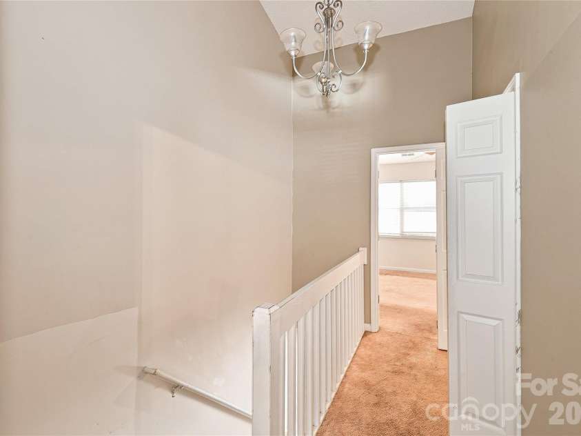 10728 Holly Ridge Boulevard, Charlotte, NC 28216.  MLS# CAR4418426, YatesRealty ID 48143. 