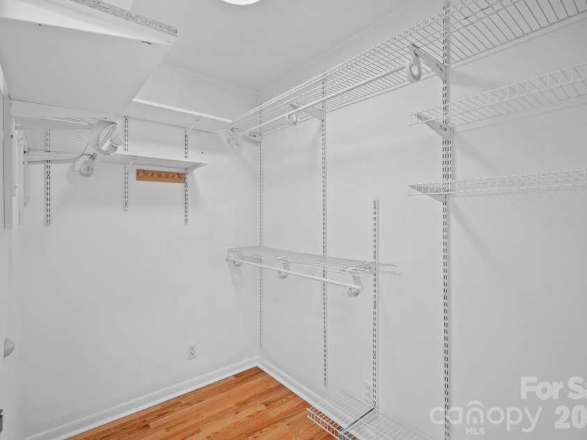163 Woodburn Drive, Swannanoa, NC 28778.  MLS# CAR4419446, YatesRealty ID 48148. 