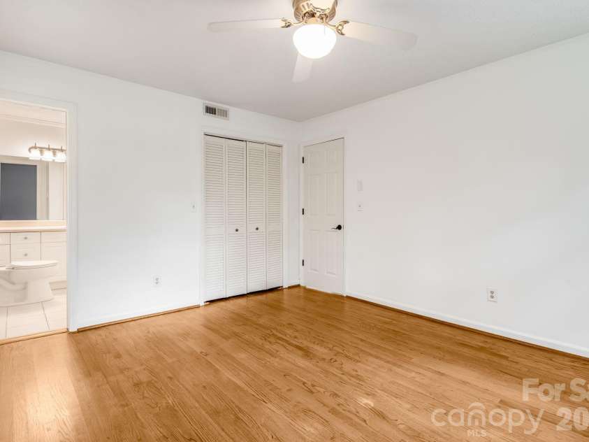129 Whisperwood Drive, Hendersonville, NC 28791.  MLS# CAR4419413, YatesRealty ID 48149. 