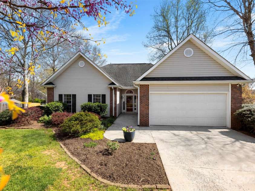 3673 Trabert Court, Gastonia, NC 28056.  MLS# CAR4237627, YatesRealty ID 4815. 