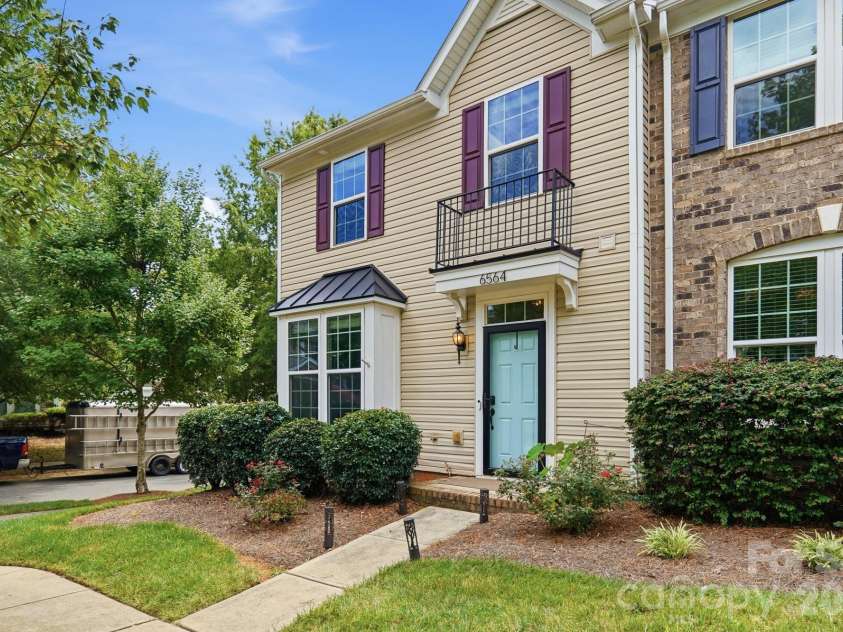 6564 Hasley Woods Drive, Huntersville, NC 28078.  MLS# CAR4410992, YatesRealty ID 48153. 