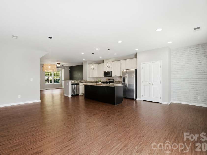 6564 Hasley Woods Drive, Huntersville, NC 28078.  MLS# CAR4410992, YatesRealty ID 48153. 
