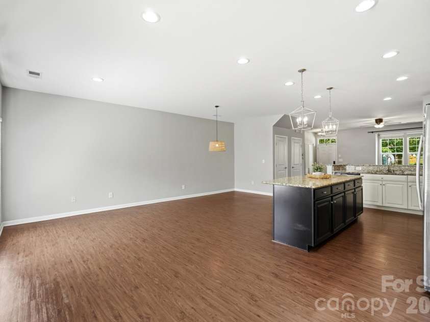 6564 Hasley Woods Drive, Huntersville, NC 28078.  MLS# CAR4410992, YatesRealty ID 48153. 