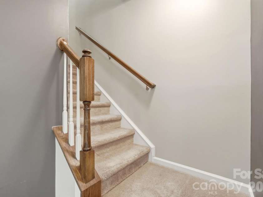 6564 Hasley Woods Drive, Huntersville, NC 28078.  MLS# CAR4410992, YatesRealty ID 48153. 
