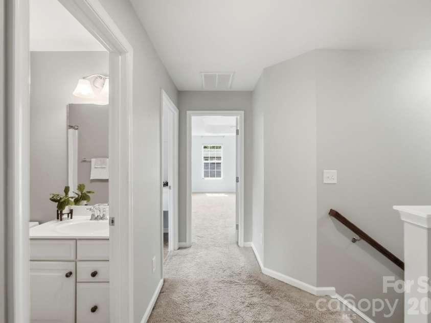 6564 Hasley Woods Drive, Huntersville, NC 28078.  MLS# CAR4410992, YatesRealty ID 48153. 