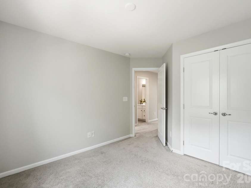 6564 Hasley Woods Drive, Huntersville, NC 28078.  MLS# CAR4410992, YatesRealty ID 48153. 