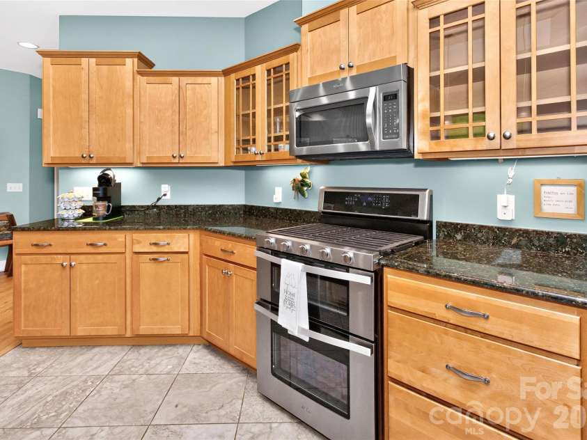 28 Westfield Way, Candler, NC 28715.  MLS# CAR4417037, YatesRealty ID 48154. 