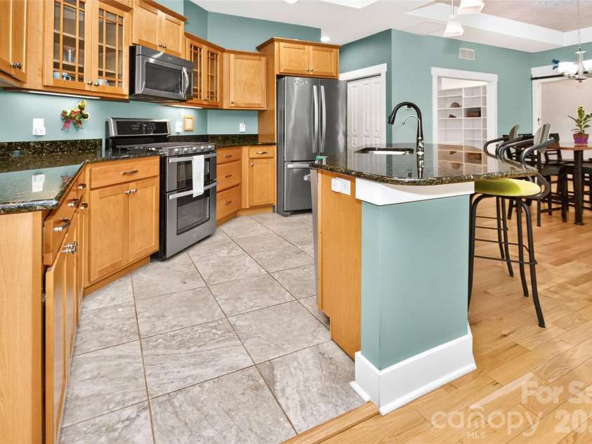 28 Westfield Way, Candler, NC 28715.  MLS# CAR4417037, YatesRealty ID 48154. 