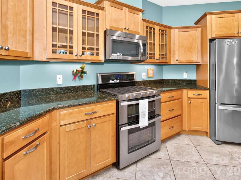 28 Westfield Way, Candler, NC 28715.  MLS# CAR4417037, YatesRealty ID 48154. 