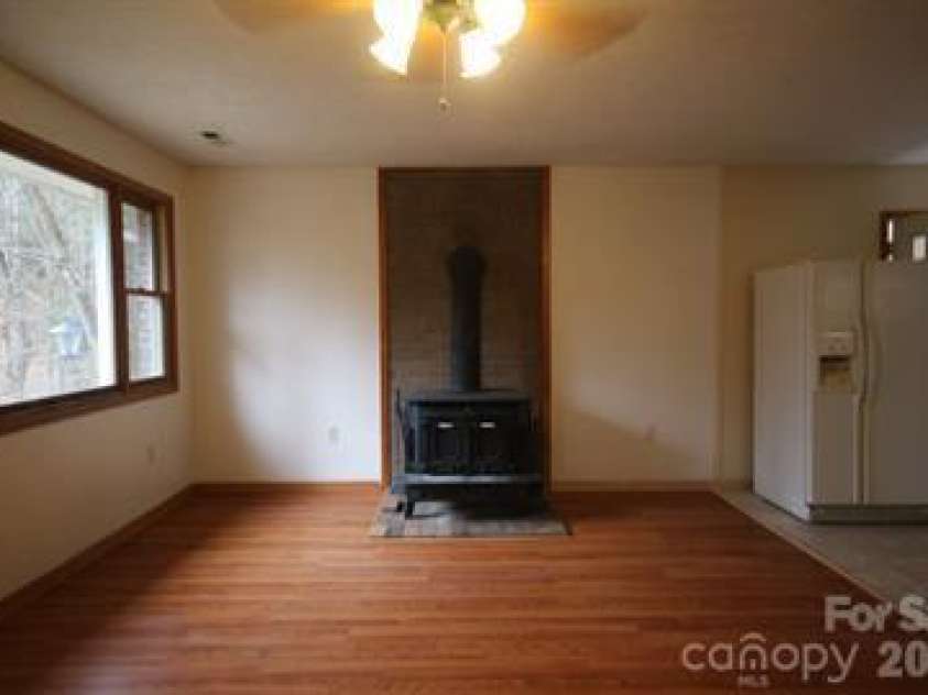 937 Shoal Creek Road, Balsam Grove, NC 28708.  MLS# CAR4419676, YatesRealty ID 48157. 