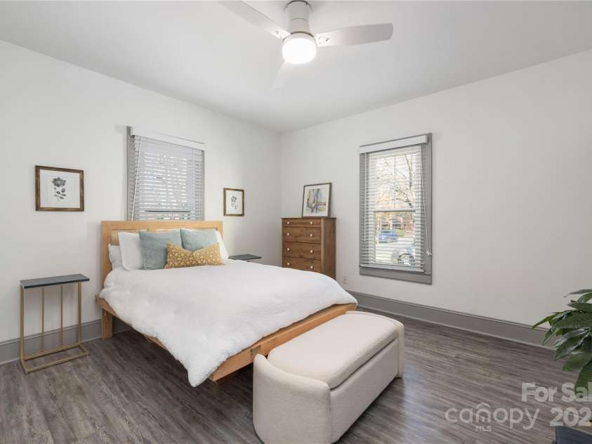 506 Campus Street, Charlotte, NC 28216.  MLS# CAR4217971, YatesRealty ID 4816. Guest Bed