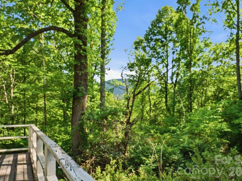 38 Pee Wee Branch Branch, Sylva, NC 28779.  MLS# CAR4418580, YatesRealty ID 48161. 