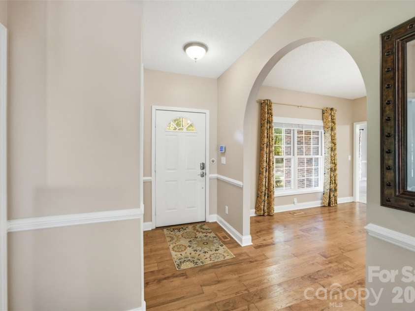 216 Minnie Queen Lane, Belmont, NC 28012.  MLS# CAR4418325, YatesRealty ID 48162. 
