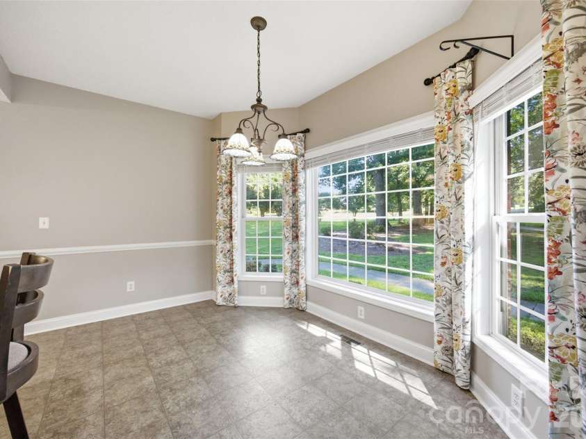 216 Minnie Queen Lane, Belmont, NC 28012.  MLS# CAR4418325, YatesRealty ID 48162. 