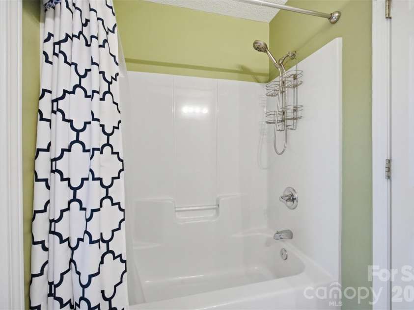 216 Minnie Queen Lane, Belmont, NC 28012.  MLS# CAR4418325, YatesRealty ID 48162. 