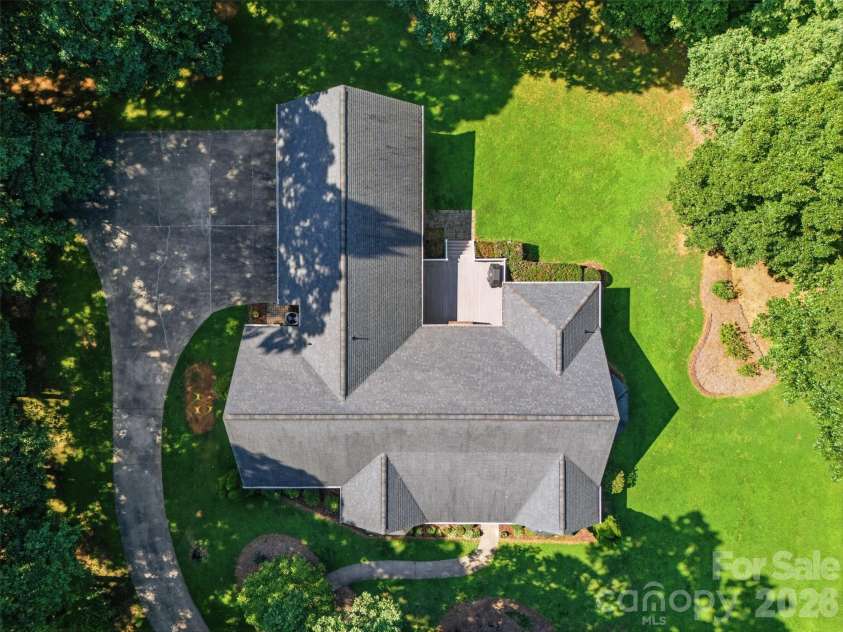 216 Minnie Queen Lane, Belmont, NC 28012.  MLS# CAR4418325, YatesRealty ID 48162. 
