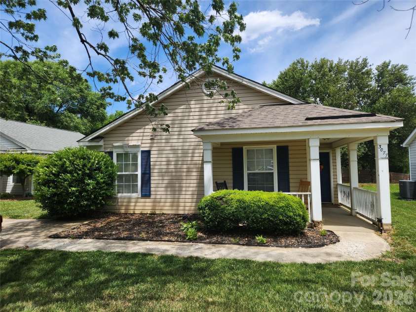 3077 Champion Lane, Concord, NC 28025.  MLS# CAR4379101, YatesRealty ID 48163. 