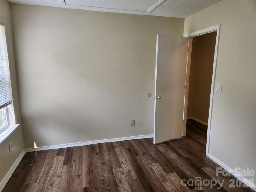 3077 Champion Lane, Concord, NC 28025.  MLS# CAR4379101, YatesRealty ID 48163. 